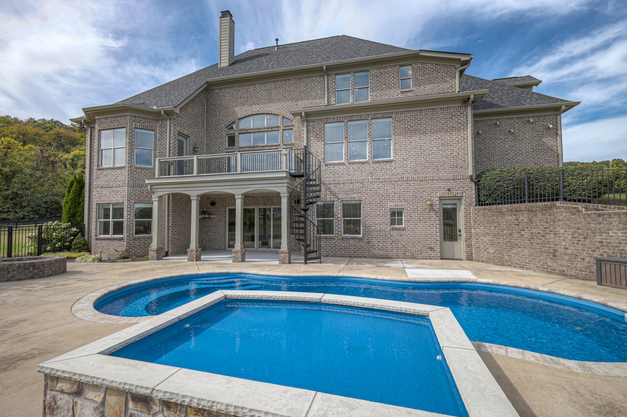 8201 Penn Way Ct