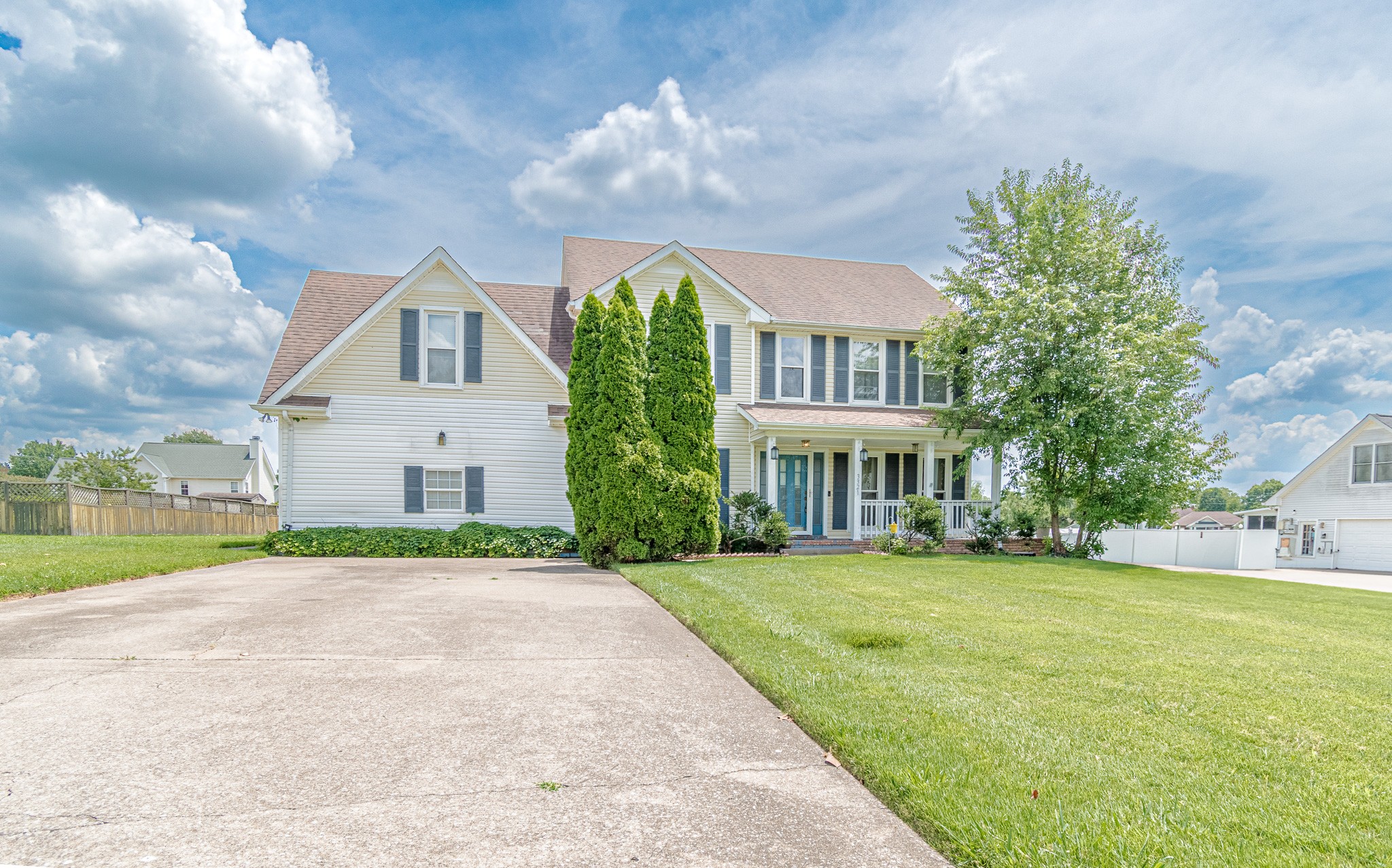 3321 Greenspoint Dr