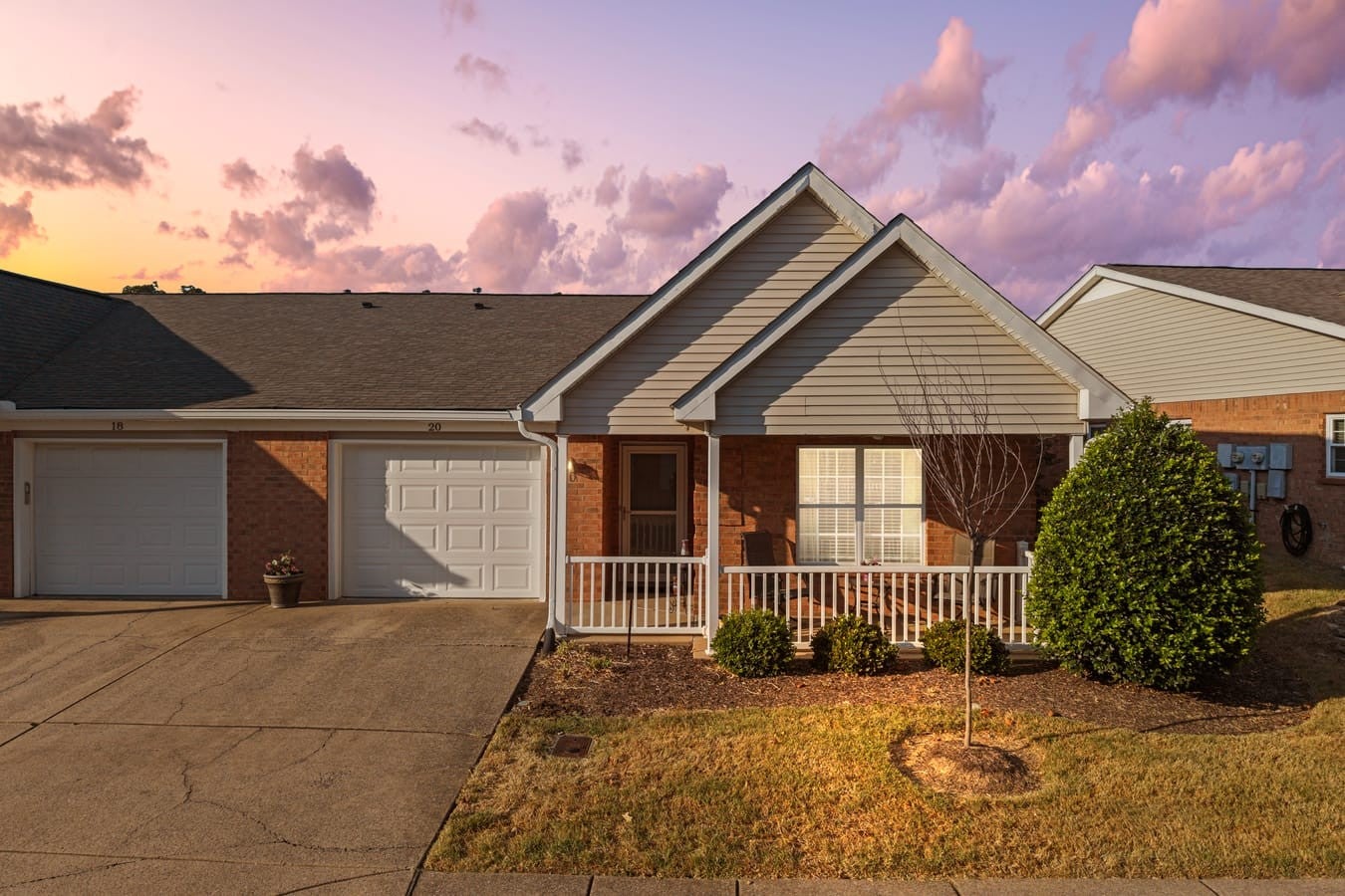 20 Holland Park Ln
