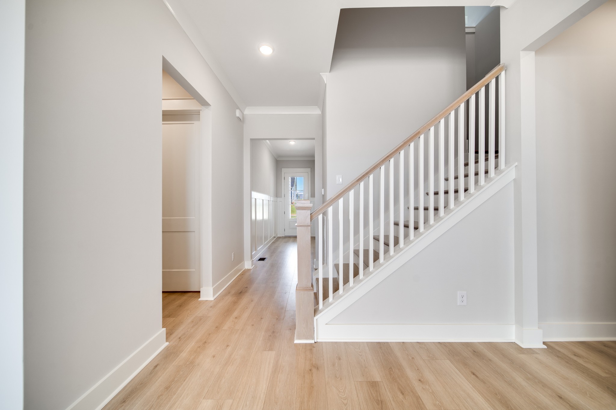 7337 Dutch River Circle