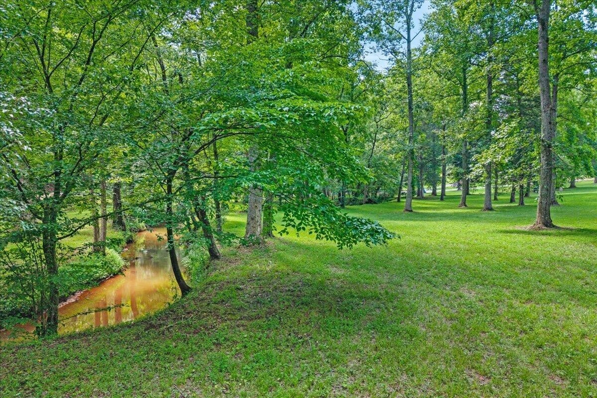 250 Brunner Road