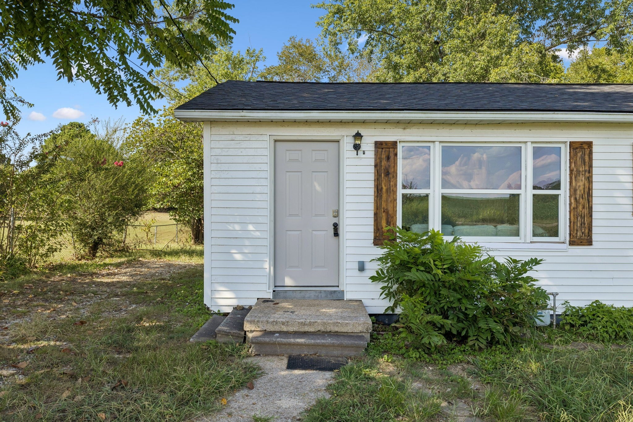 621 Dixon Branch Rd
