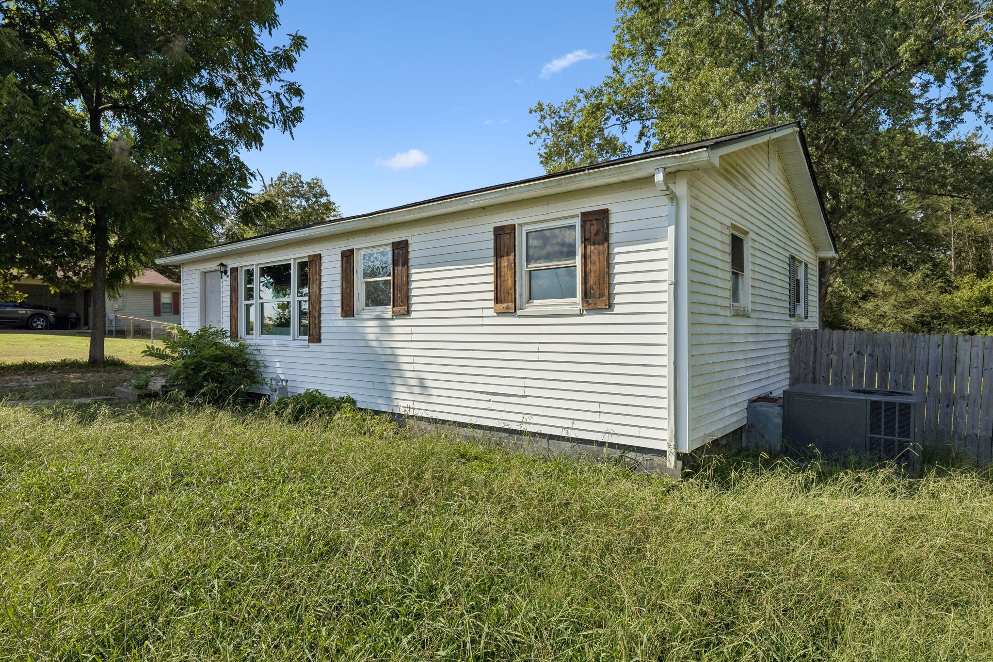 621 Dixon Branch Rd