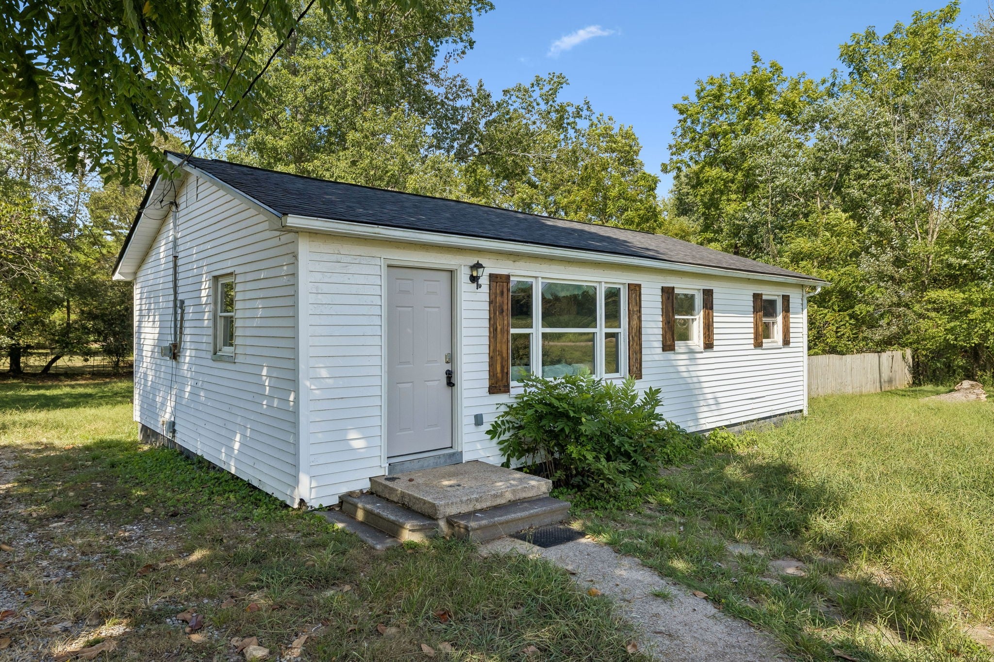 621 Dixon Branch Rd