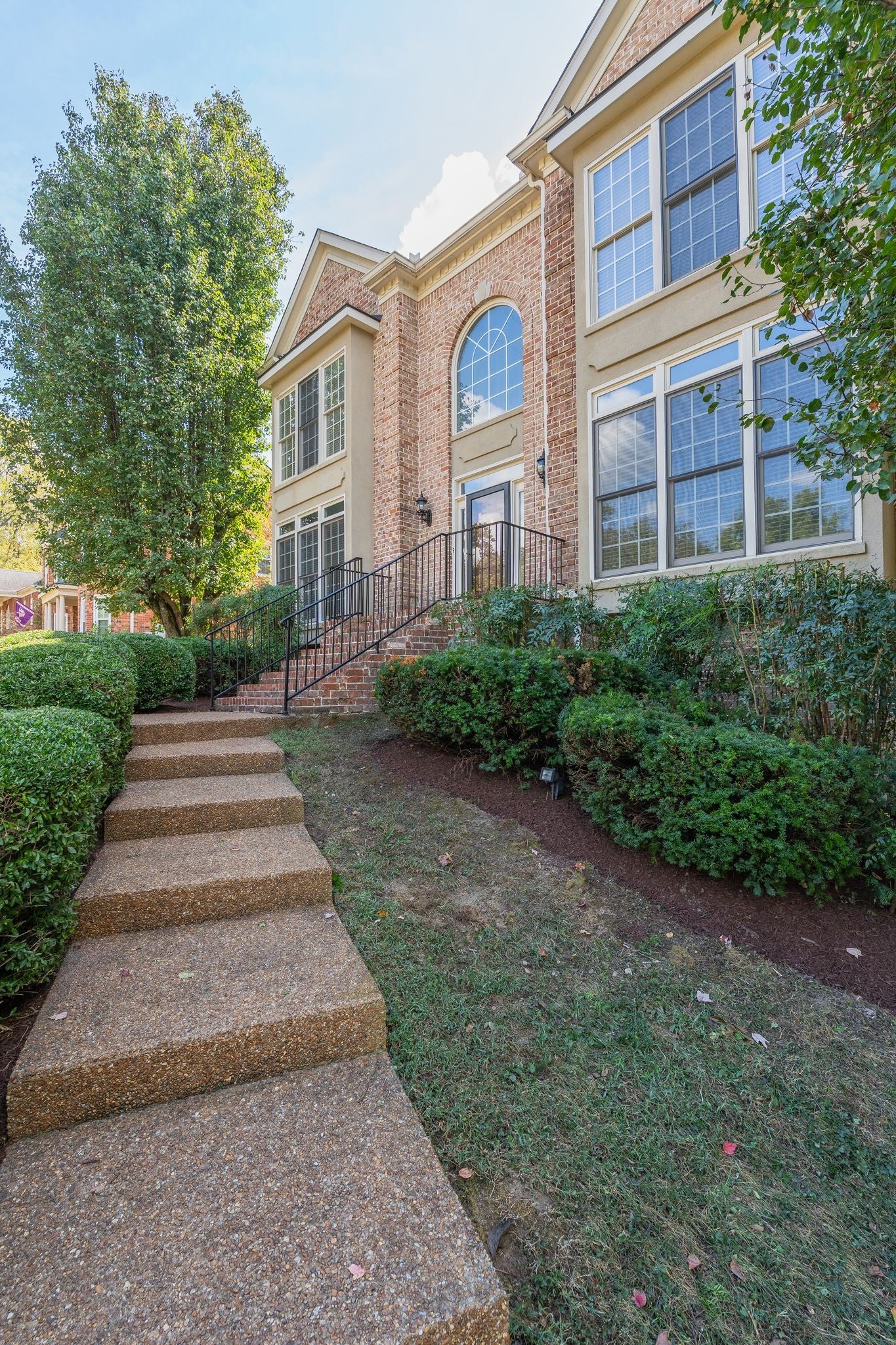 9472 Highwood Hill Rd