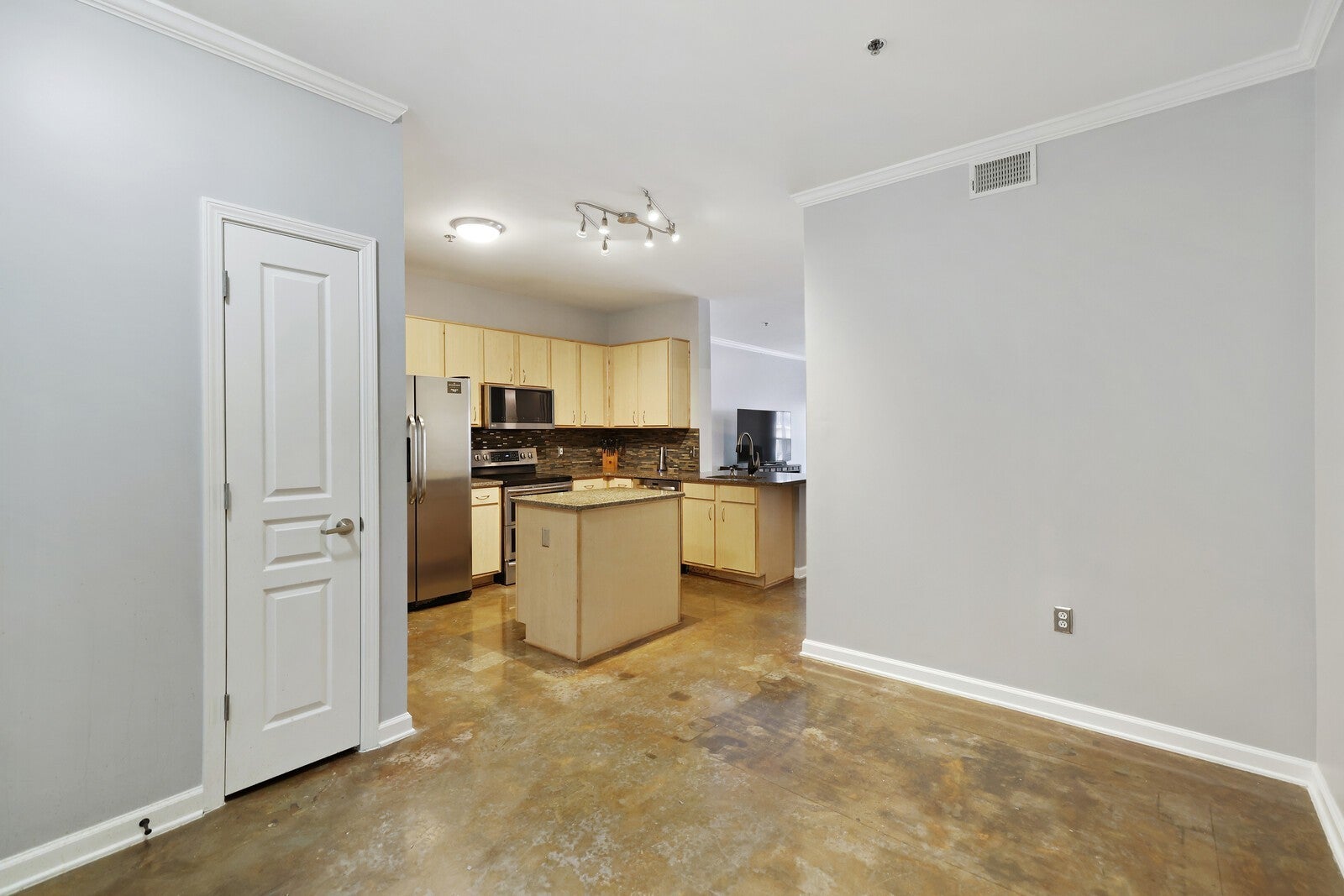 1803 Broadway 611
