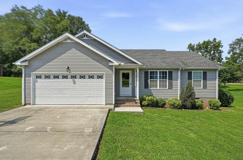 Photo of 808 Boyd Ave, Mc Minnville, TN 37110 (MLS # 3514168)
