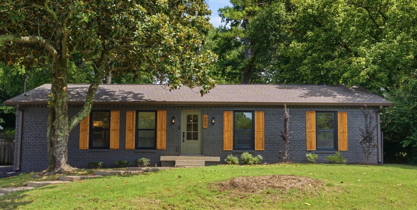 4-bed listing at 606 Huntington Pkwy, Nashville