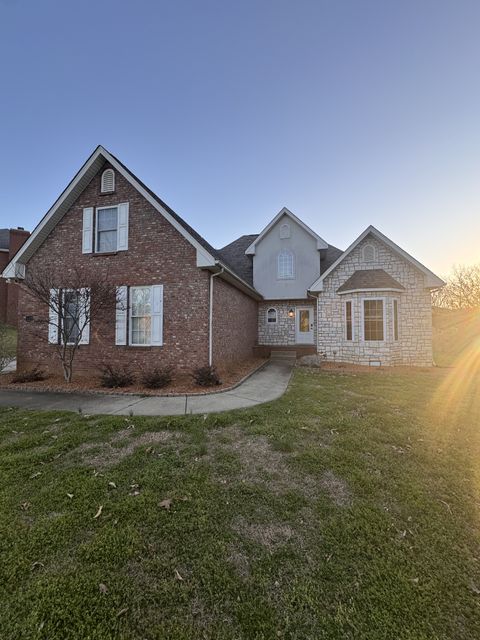 638 Potomac Dr Clarksville TN 37043