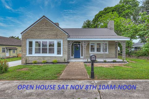 108 Church St Mount Pleasant TN 38474