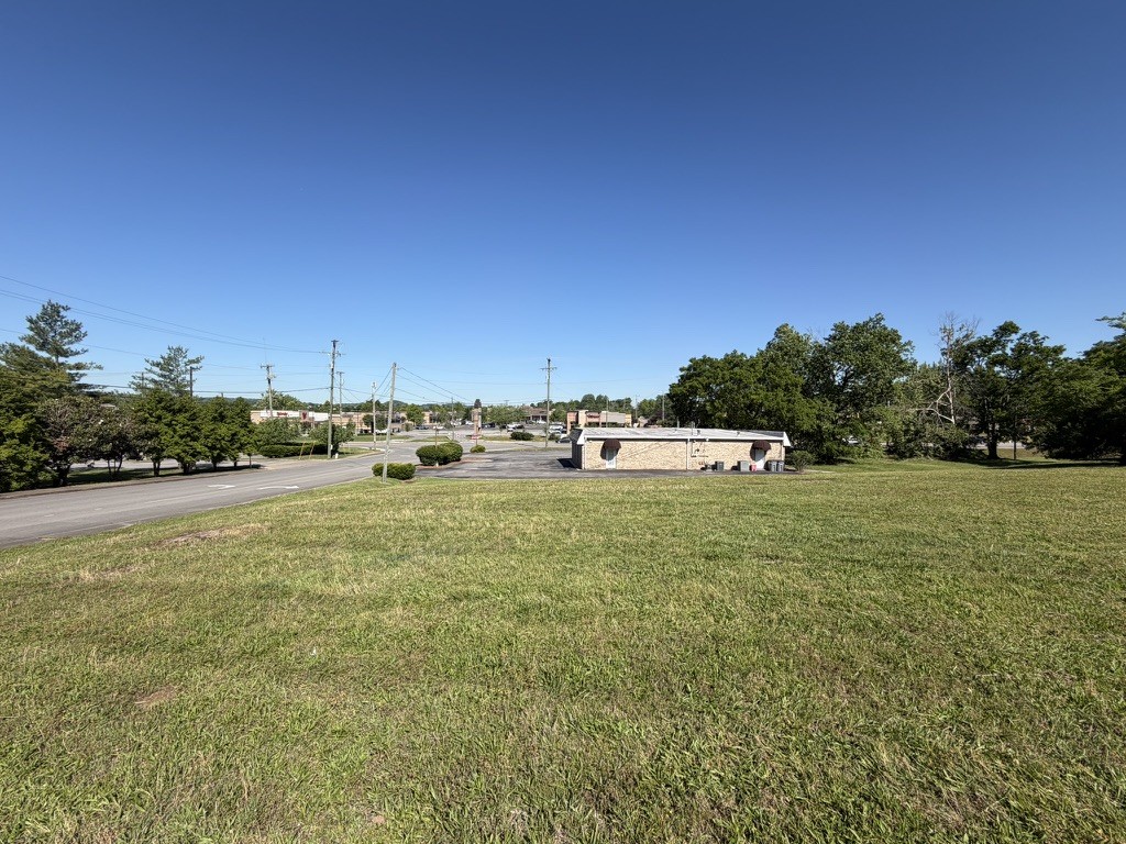 104 Ellen Dr