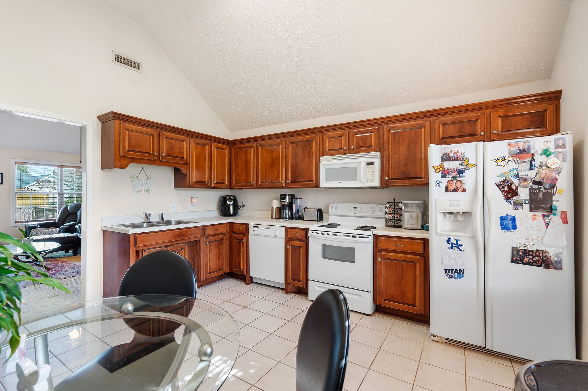 4103 Lenore Ln