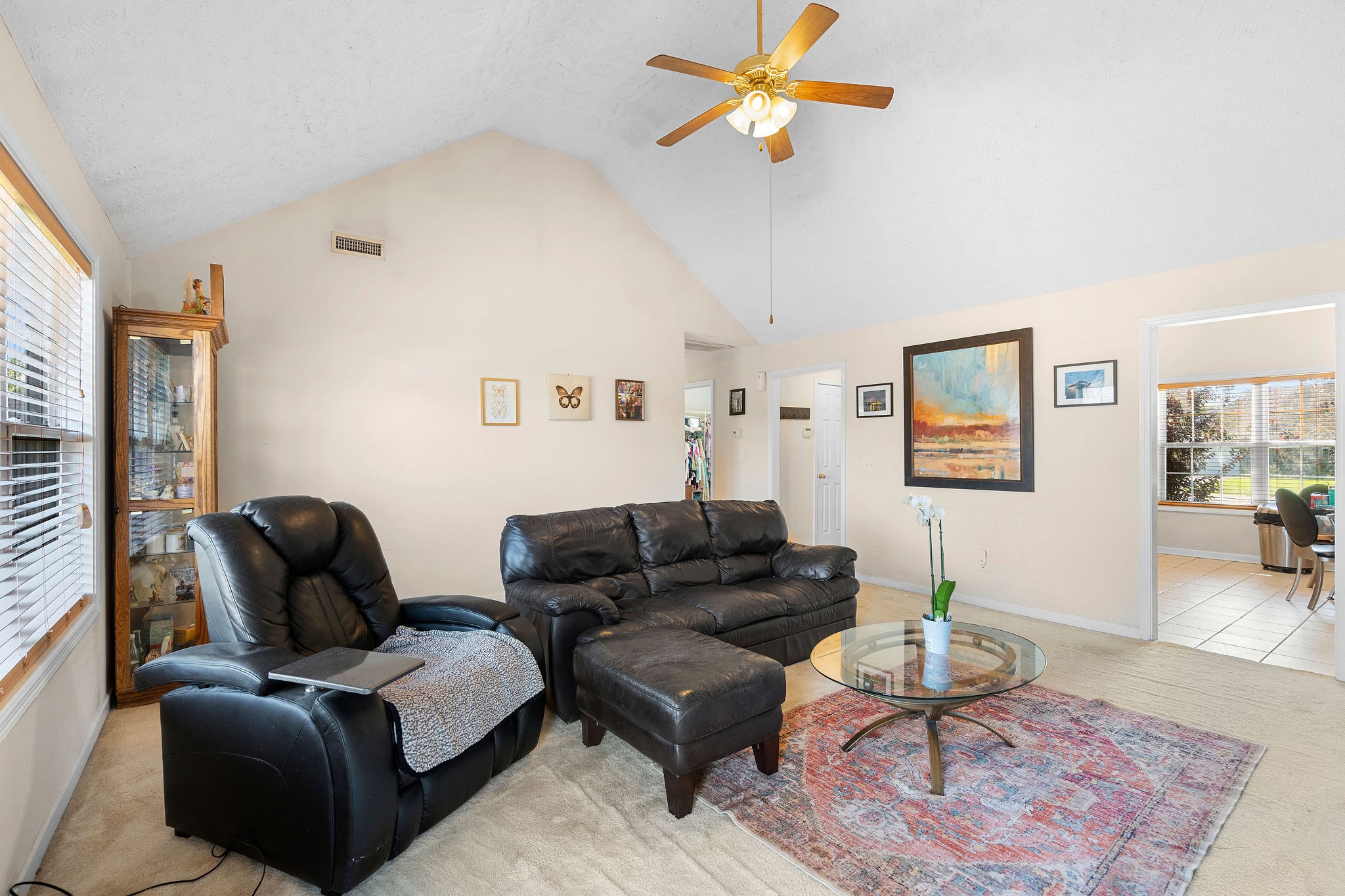 4103 Lenore Ln