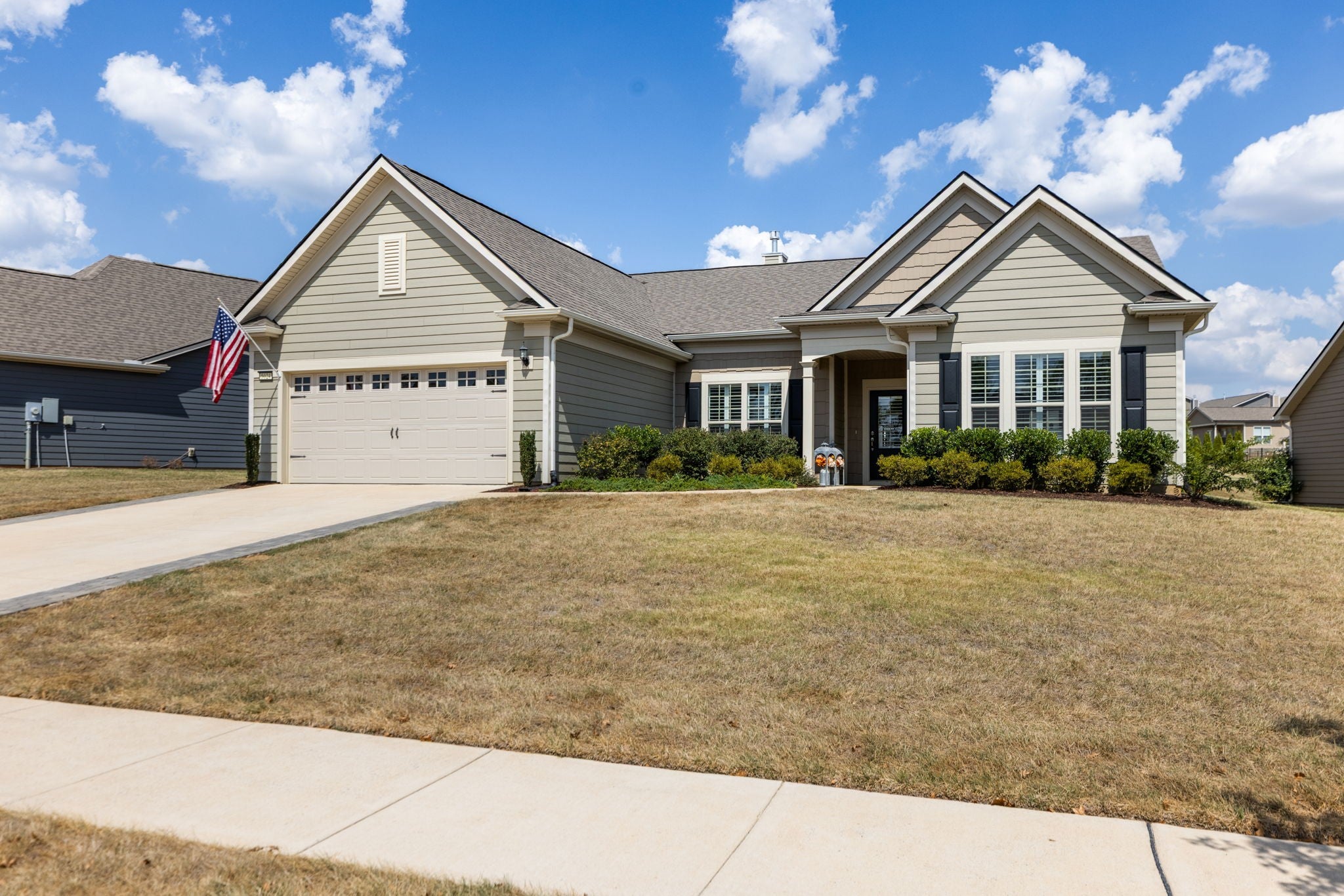 Search Listings 2 5024 Lincoln Gln