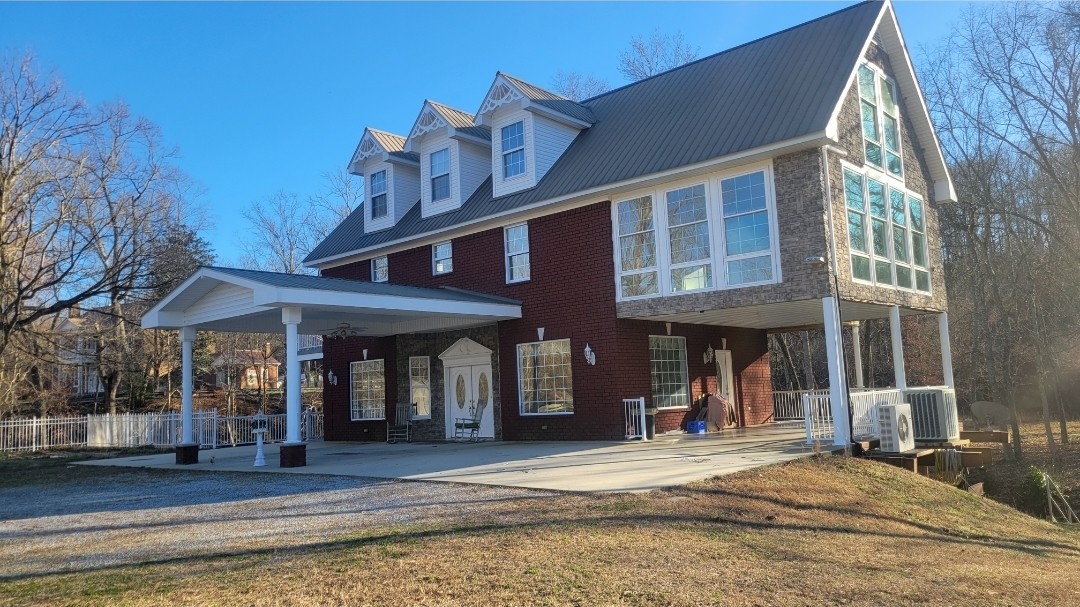 397 Bluff Springs Rd