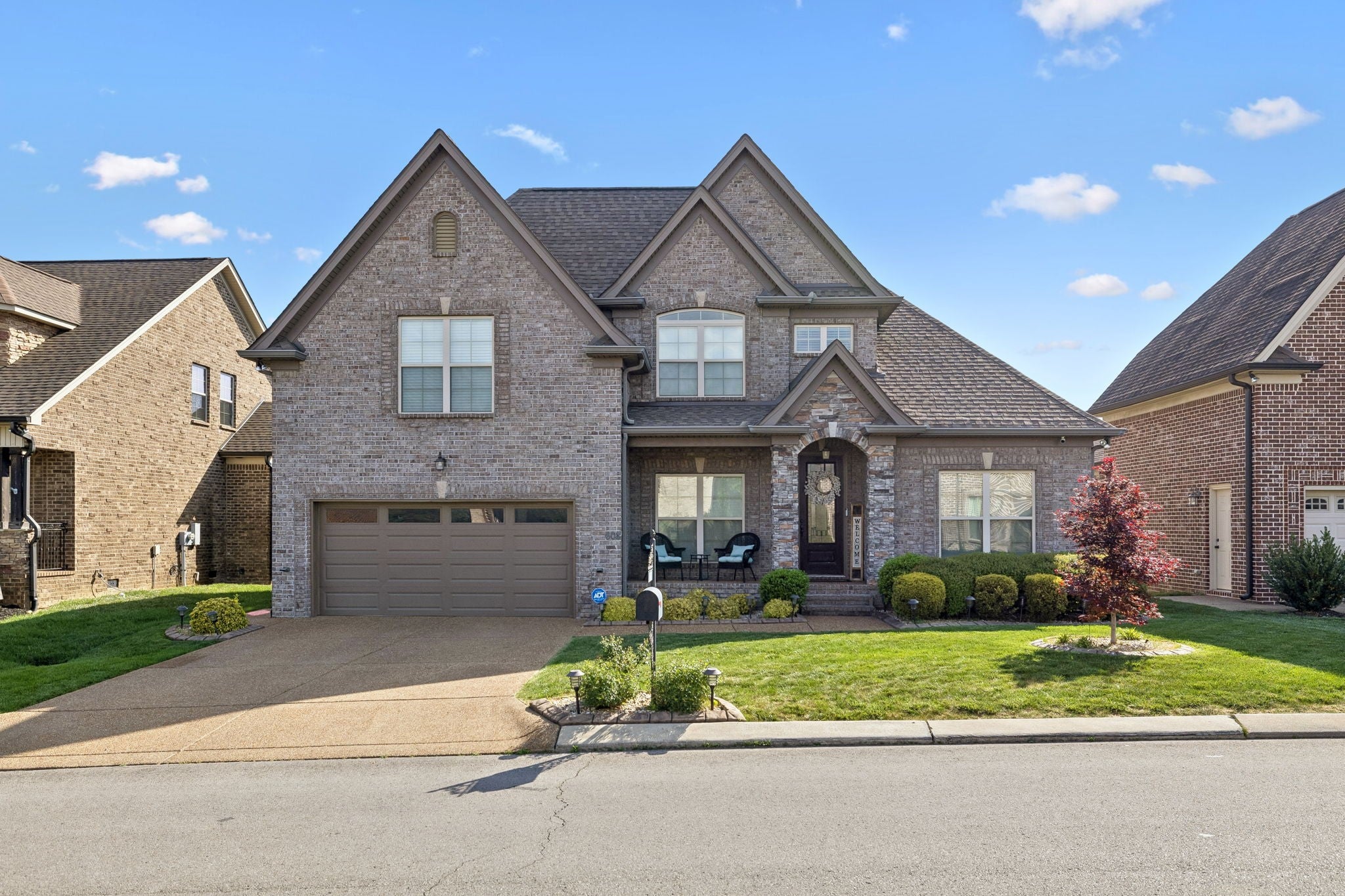 608 Southshore Pt