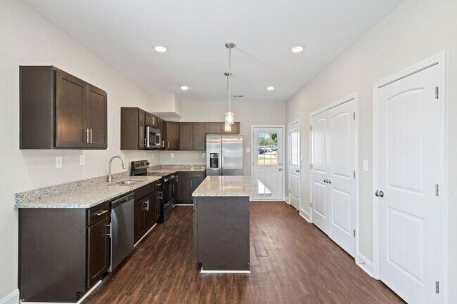 841 Professional Park Dr