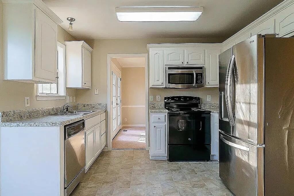 2589 Milton Ln