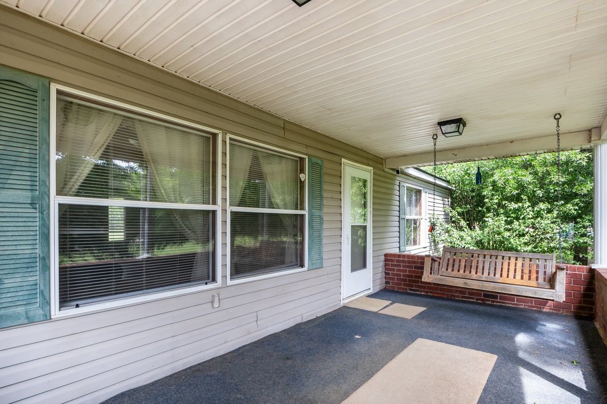 6120 Flatwoods Rd