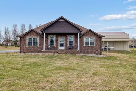70 Hayden Drake Ln Lafayette TN 37083