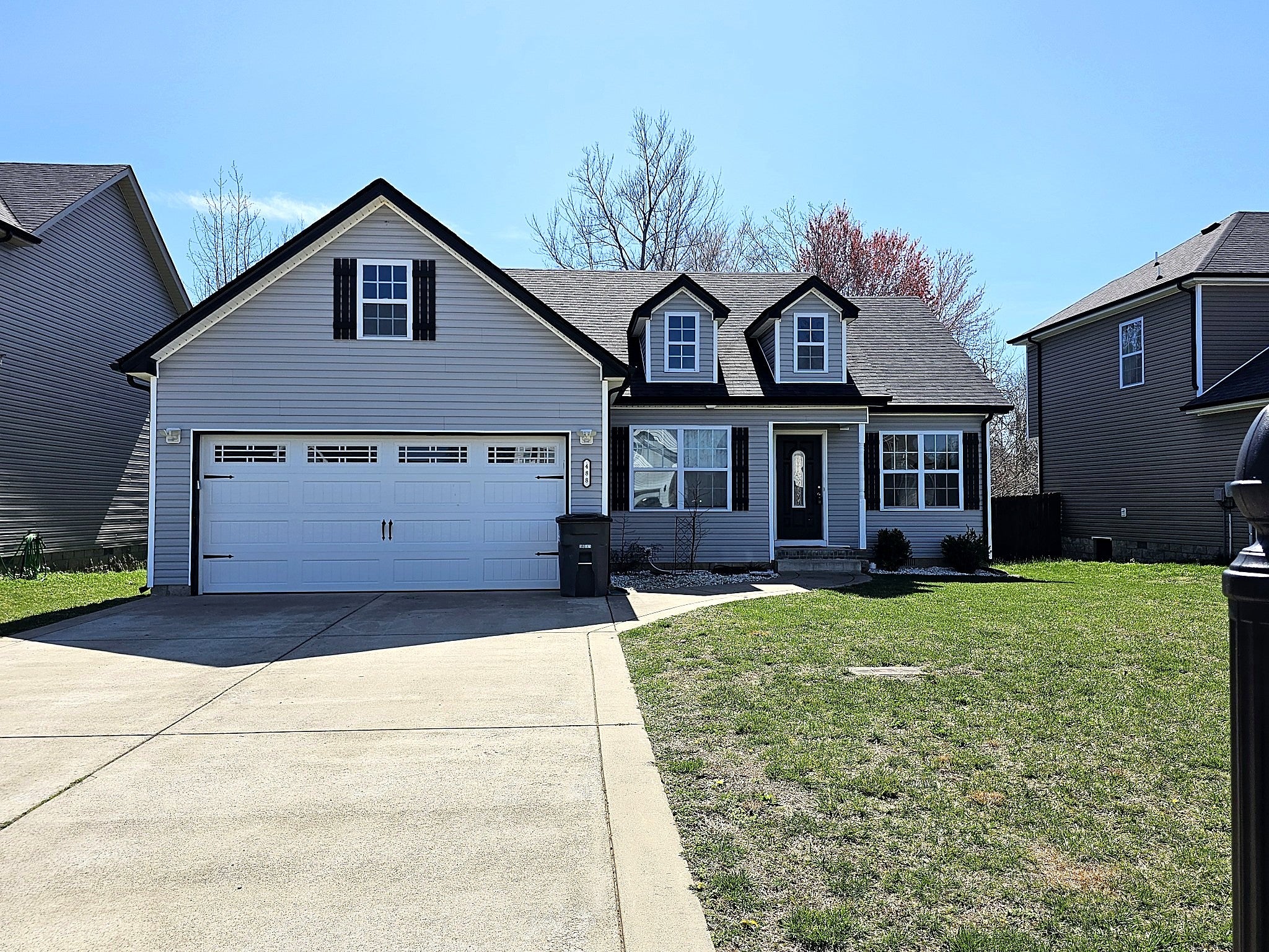 488 Medallion Cir