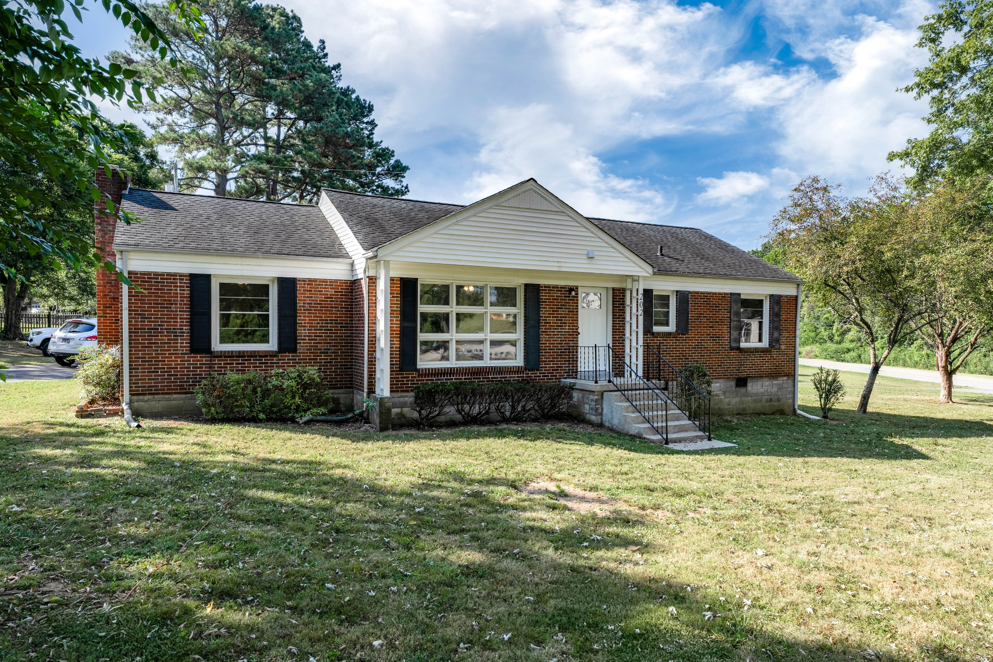 202 Jackson Heights Rd