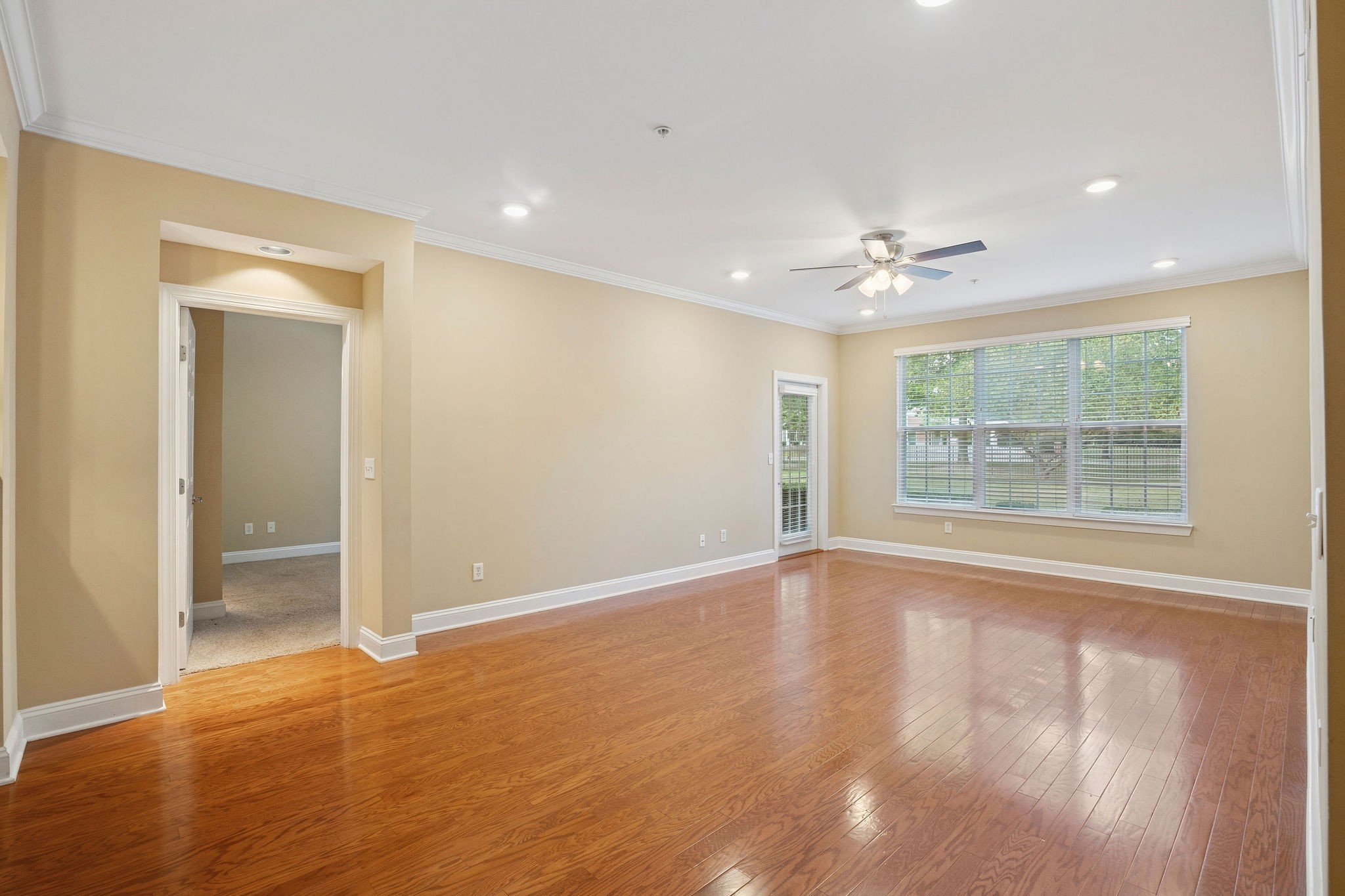 3201 Aspen Grove Dr C1