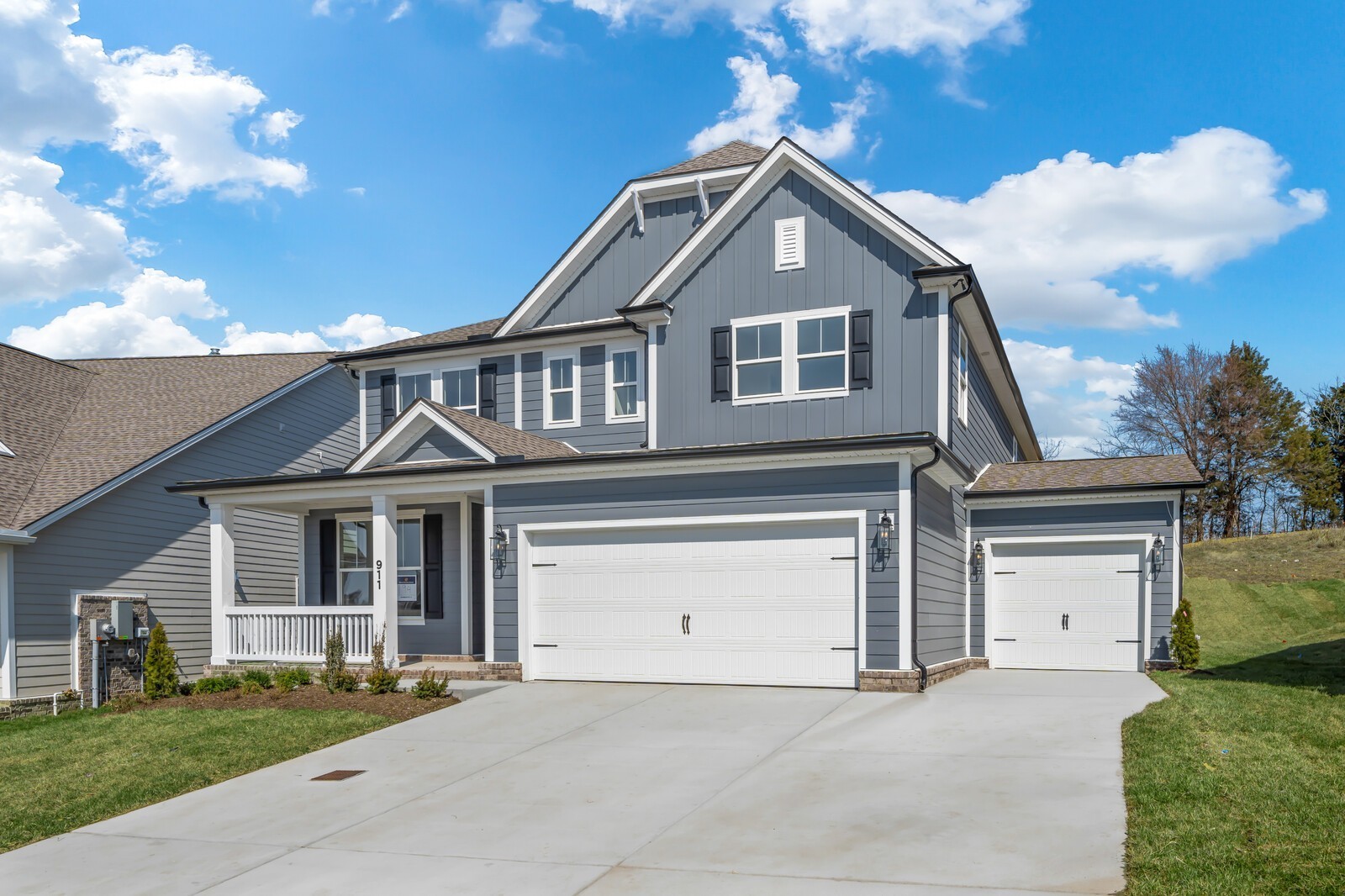 911 Heatherfield Ln