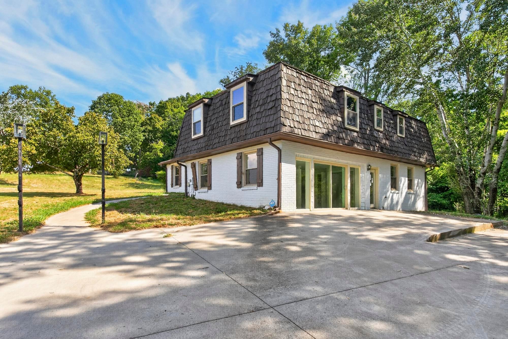 742C Bates Rd