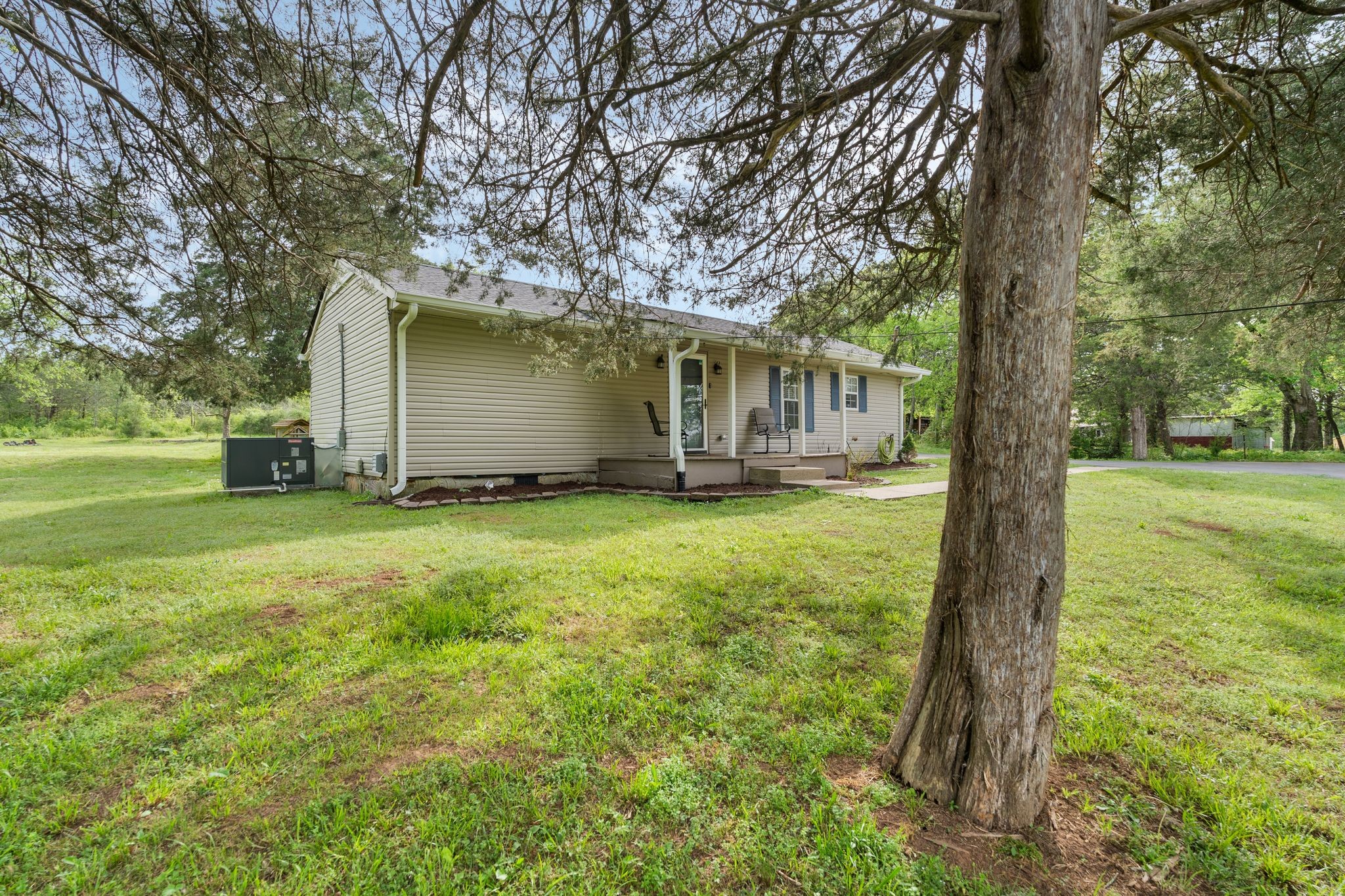 3806 Woodbury Pike