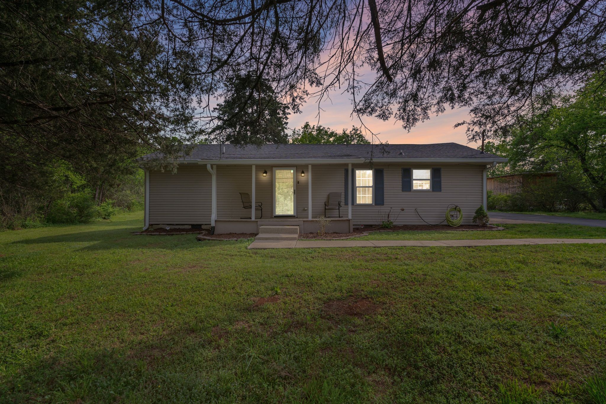 3806 Woodbury Pike