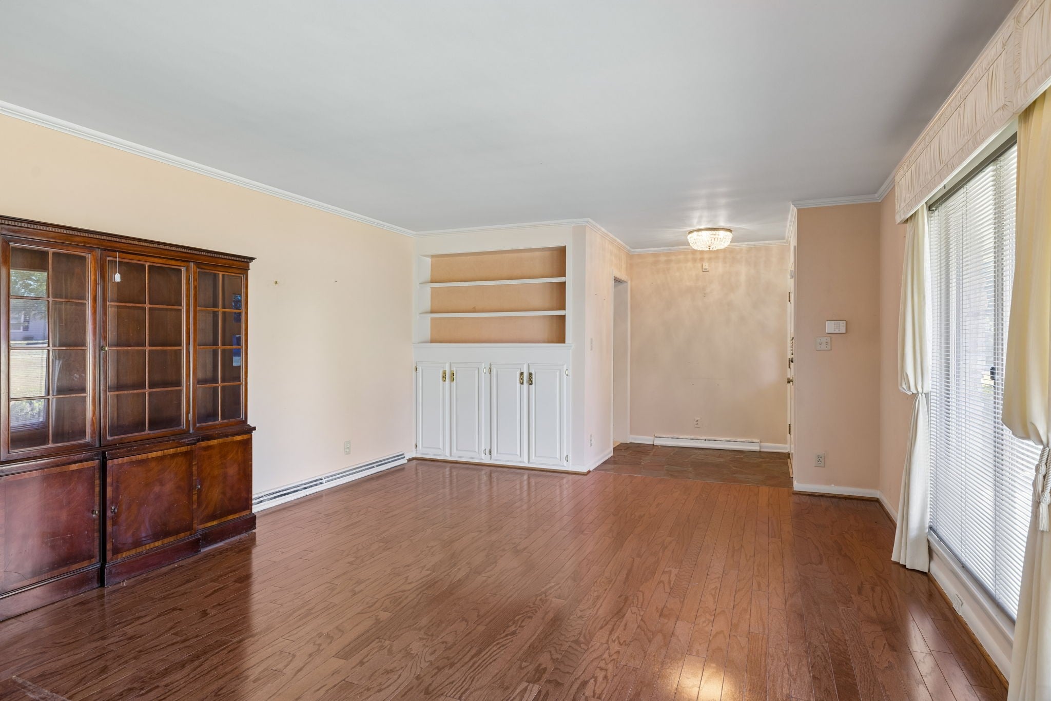 1111 Manor Rd