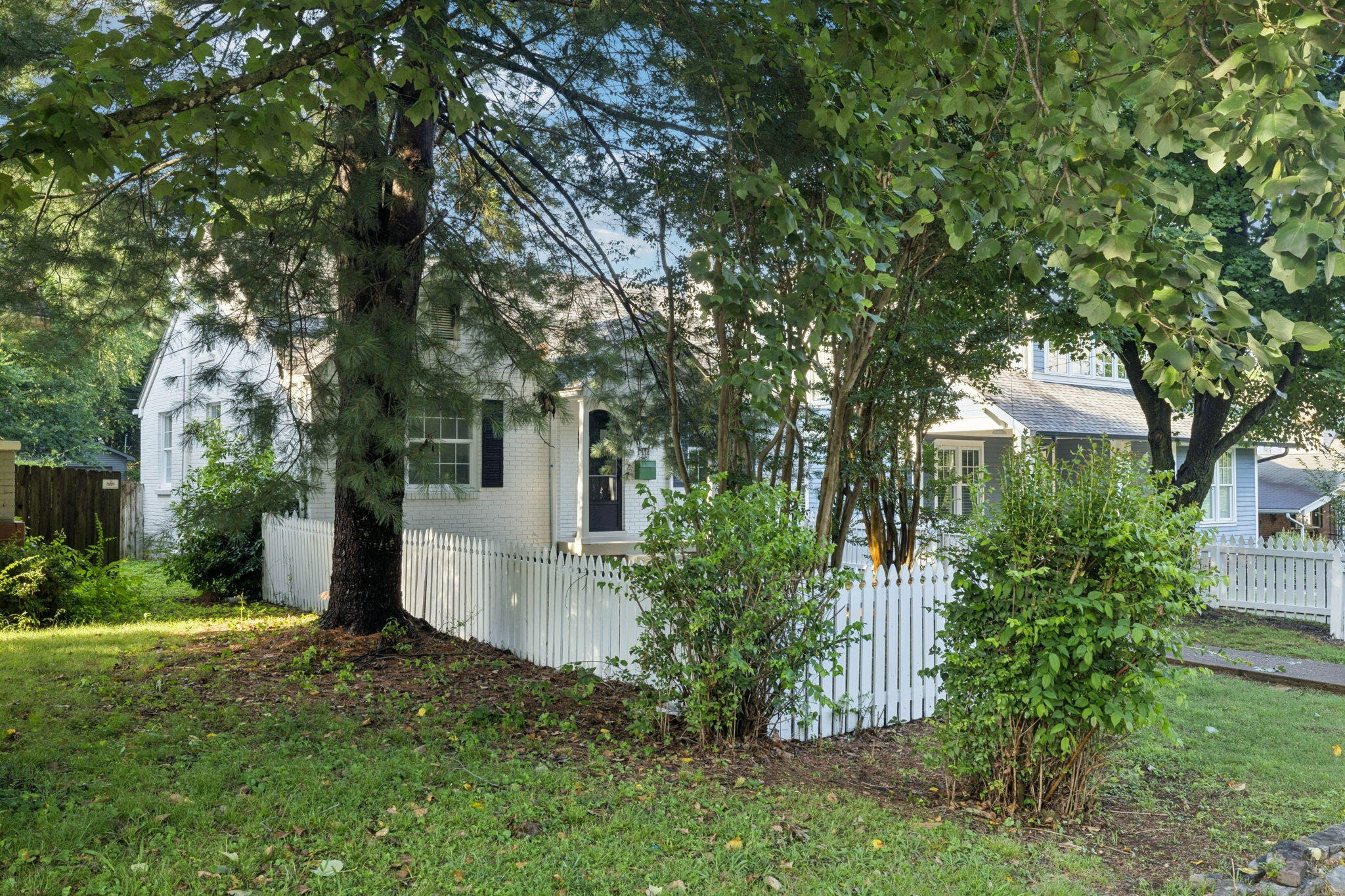 1417 Calvin Ave