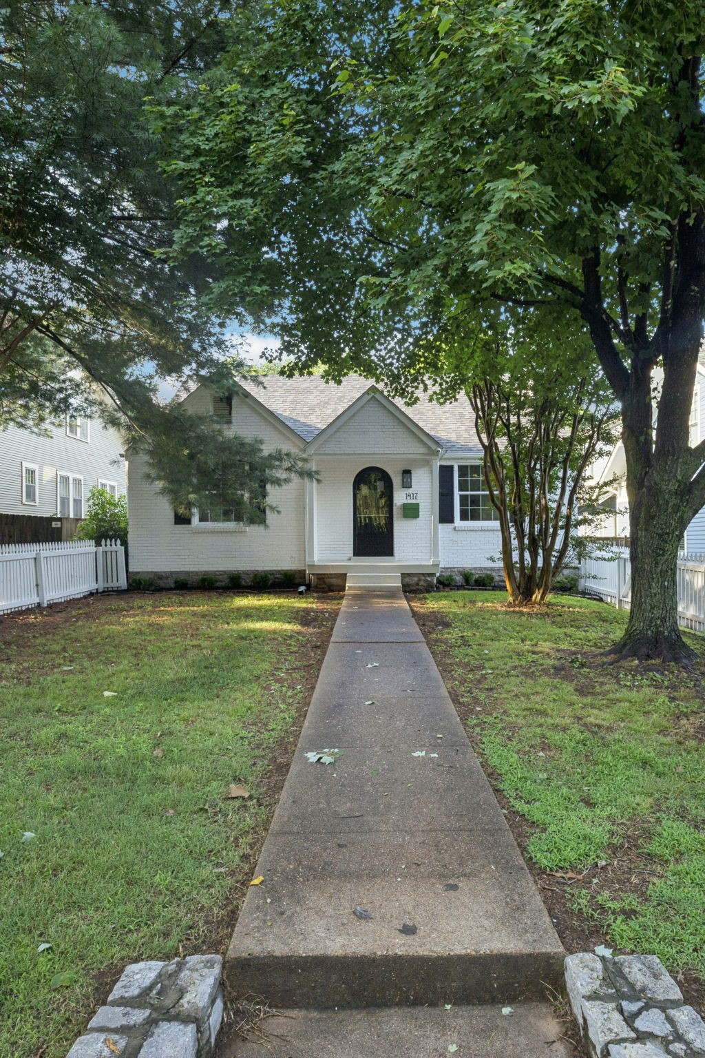 1417 Calvin Ave