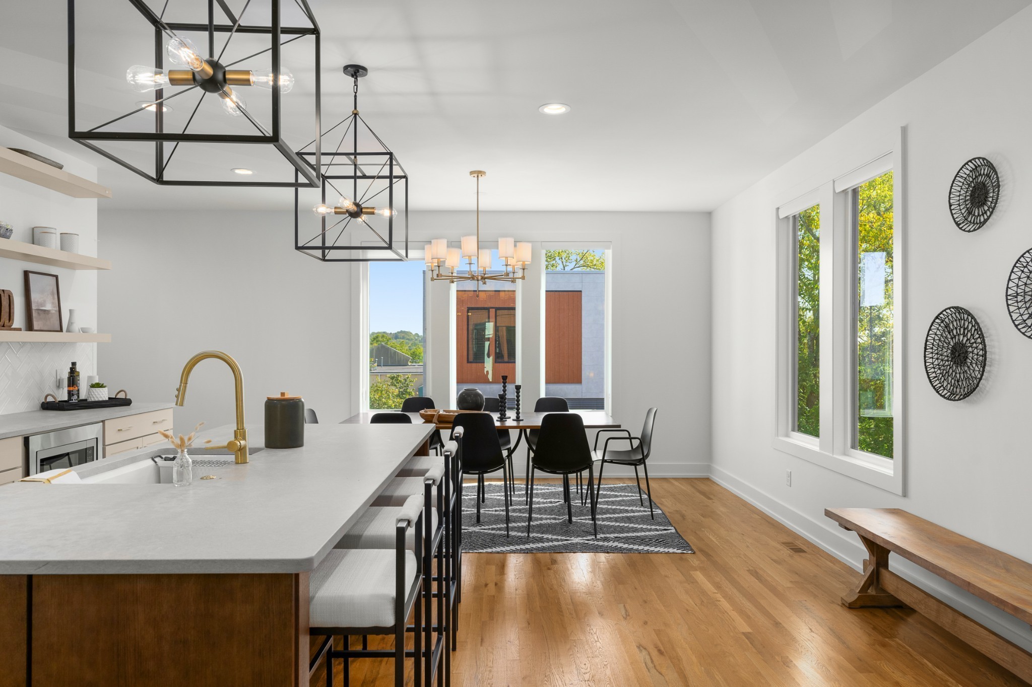 Nashville, Tennessee 37209, United States, 3 Bedrooms Bedrooms, ,3 BathroomsBathrooms,Residential,Coming Soon,149633