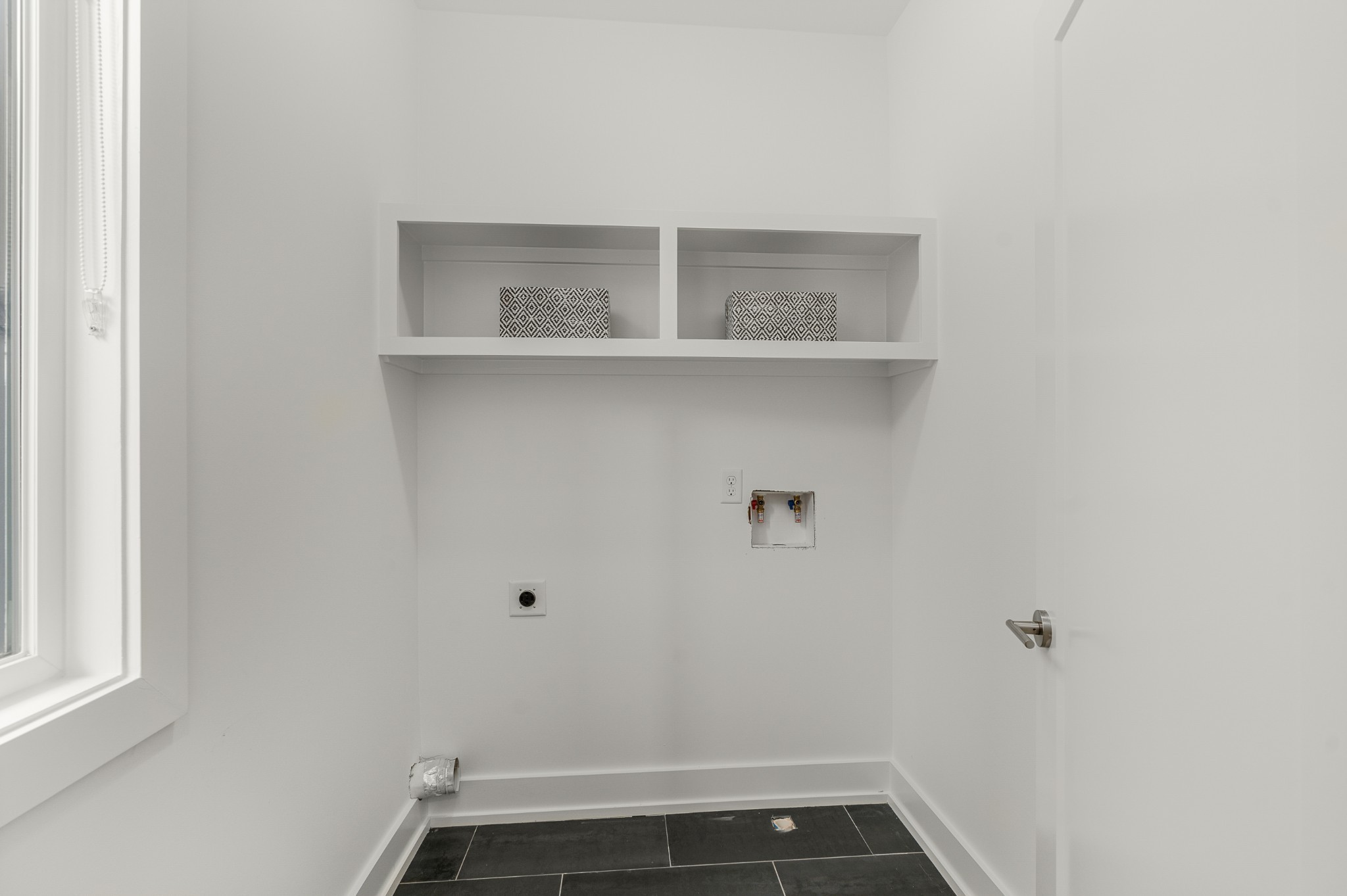 Nashville, Tennessee 37209, United States, 3 Bedrooms Bedrooms, ,3 BathroomsBathrooms,Residential,Coming Soon,149633