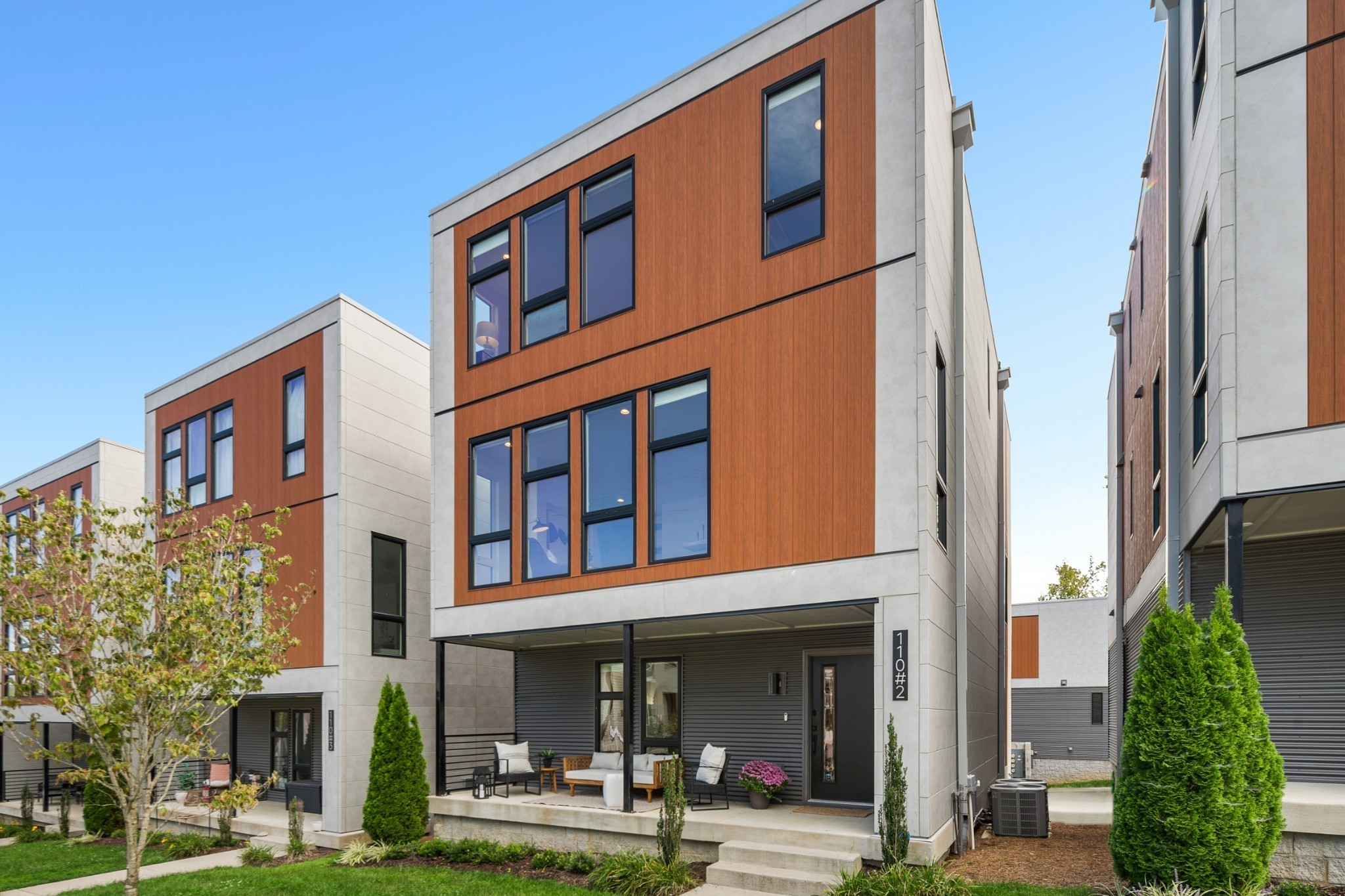 Nashville, Tennessee 37209, United States, 3 Bedrooms Bedrooms, ,3 BathroomsBathrooms,Residential,Coming Soon,149633