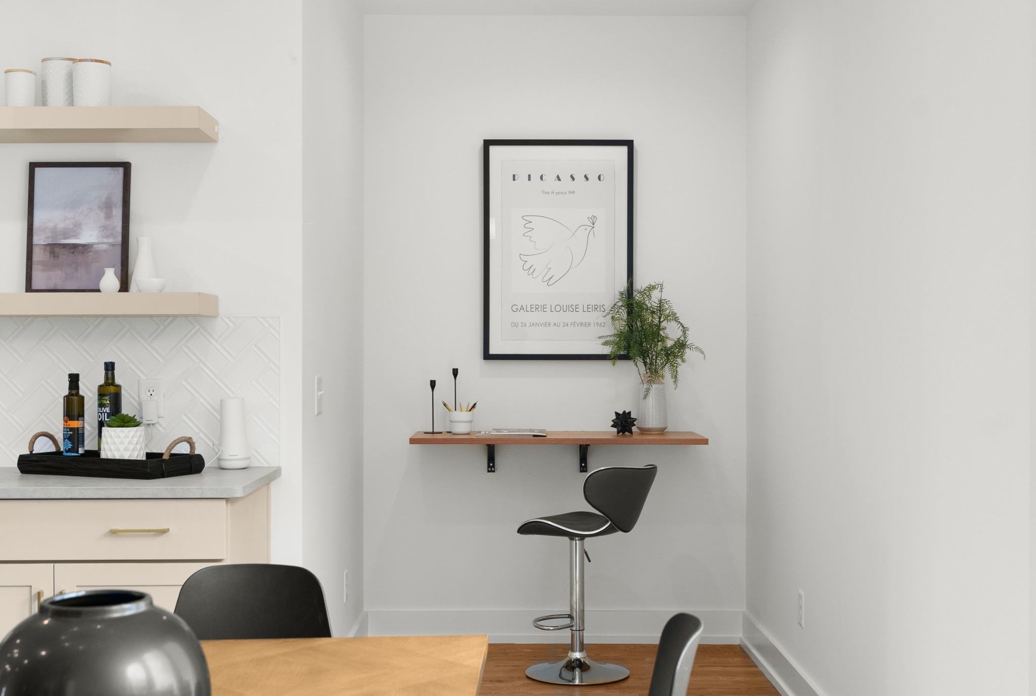 Nashville, Tennessee 37209, United States, 3 Bedrooms Bedrooms, ,3 BathroomsBathrooms,Residential,Coming Soon,149633