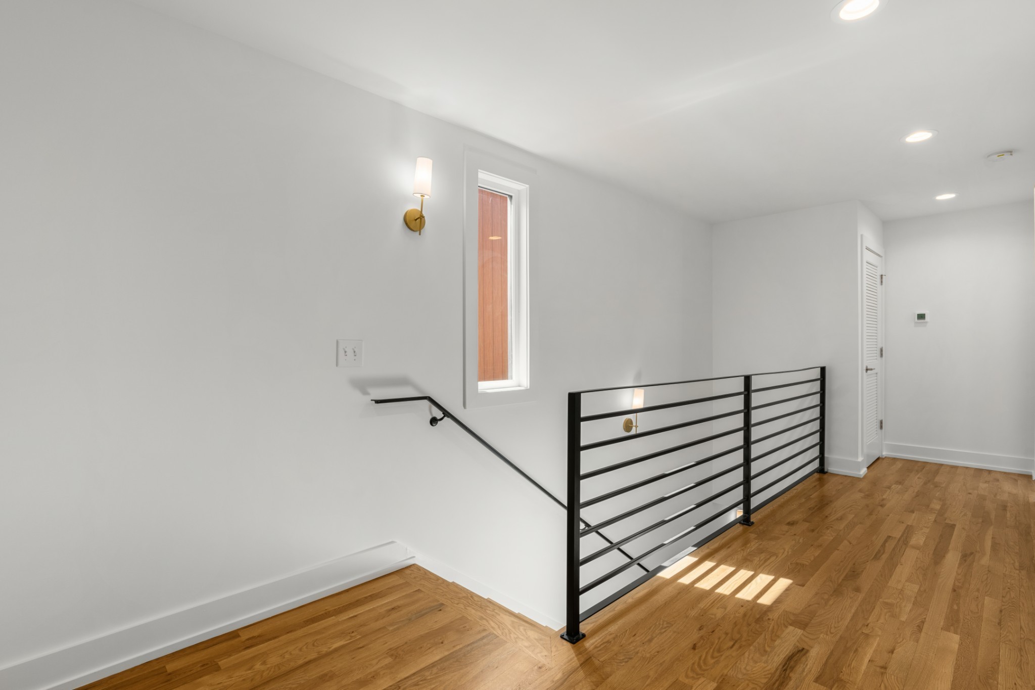 Nashville, Tennessee 37209, United States, 3 Bedrooms Bedrooms, ,3 BathroomsBathrooms,Residential,Coming Soon,149633