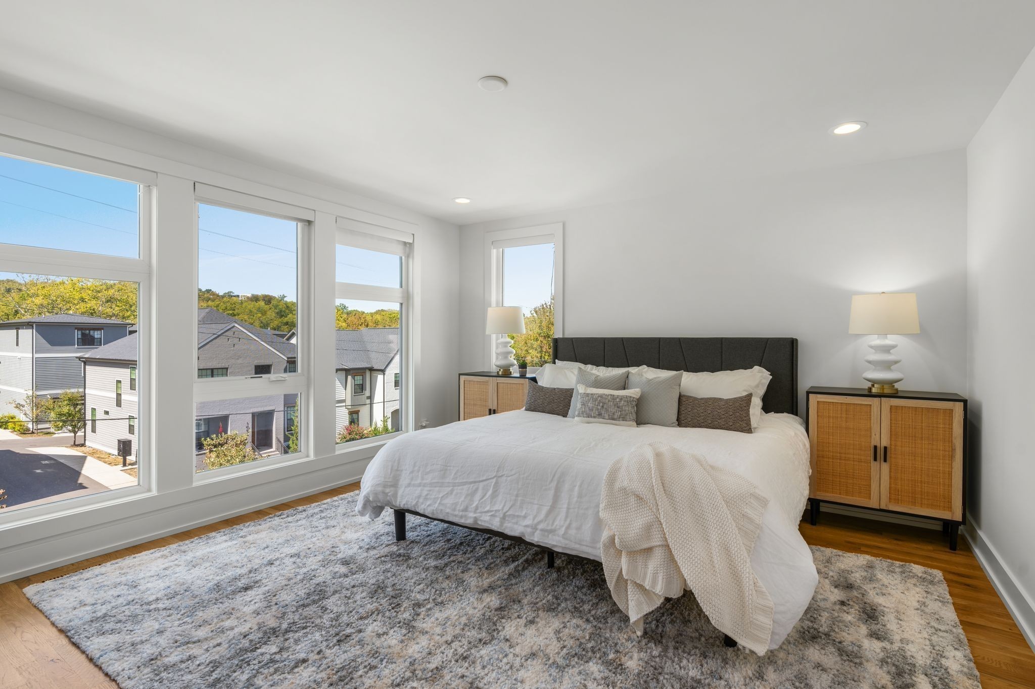 Nashville, Tennessee 37209, United States, 3 Bedrooms Bedrooms, ,3 BathroomsBathrooms,Residential,Coming Soon,149633