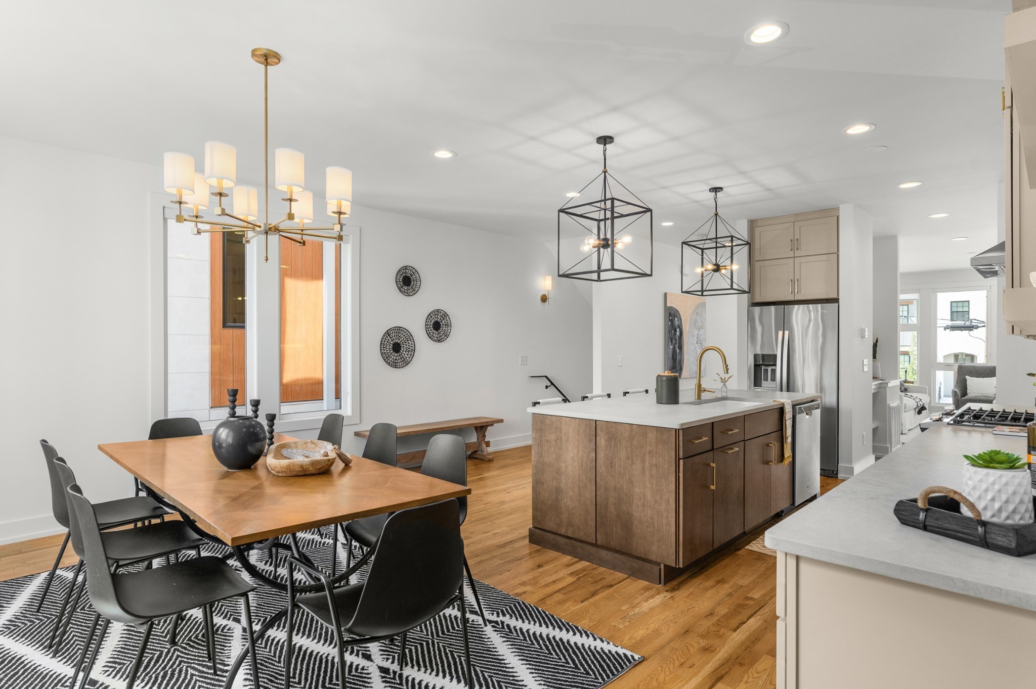 Nashville, Tennessee 37209, United States, 3 Bedrooms Bedrooms, ,3 BathroomsBathrooms,Residential,Coming Soon,149633