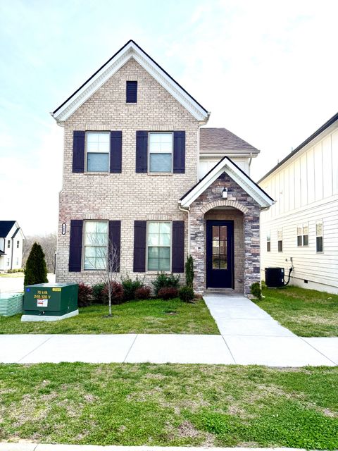 145 Oasis Dr La Vergne TN 37086