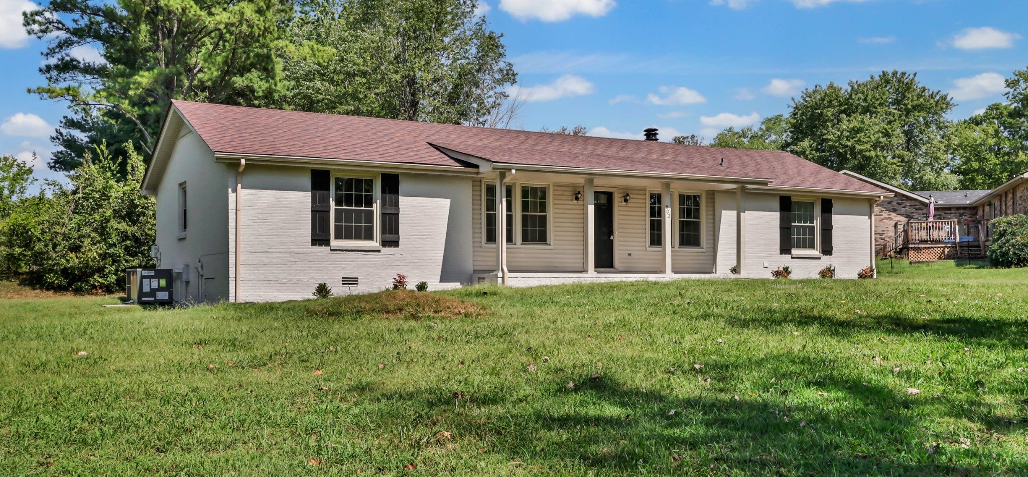 803 Laurel Dr
