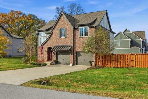 2136 Neill Ln Cross Plains TN 37049