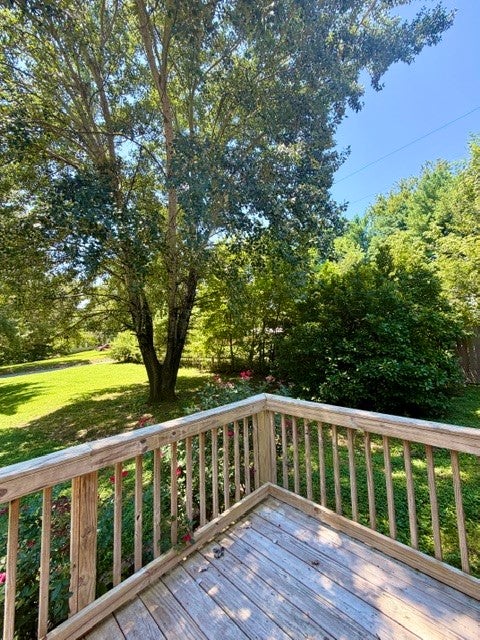 306 Stagecoach Rd