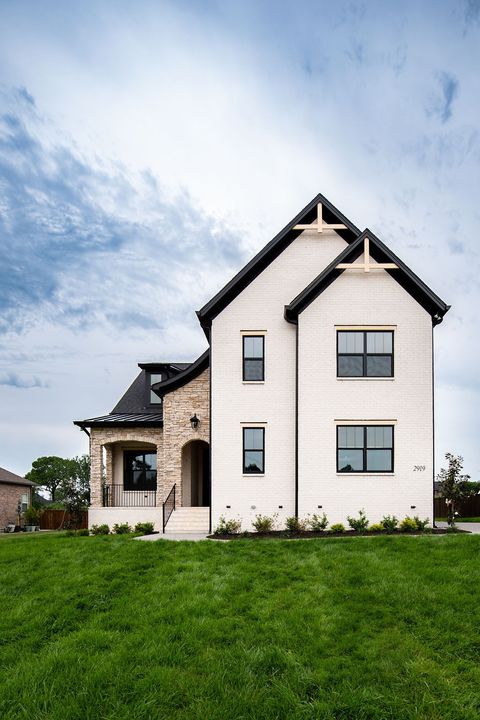 2919 Carisbrooke Dr Mount Juliet TN 37122