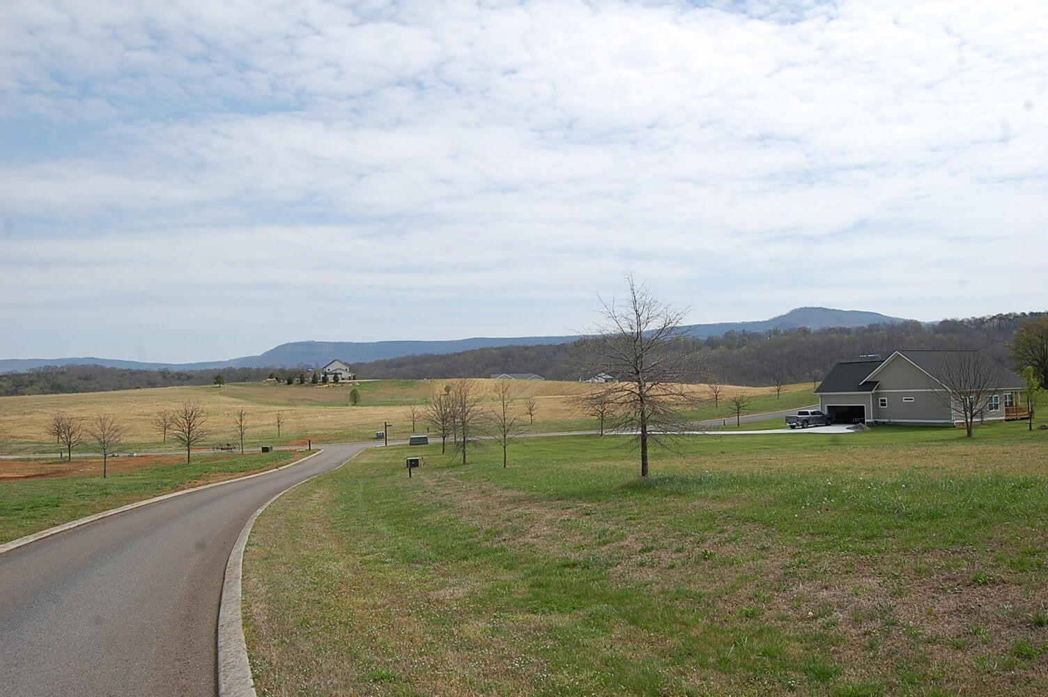 2 Riverbend Lane