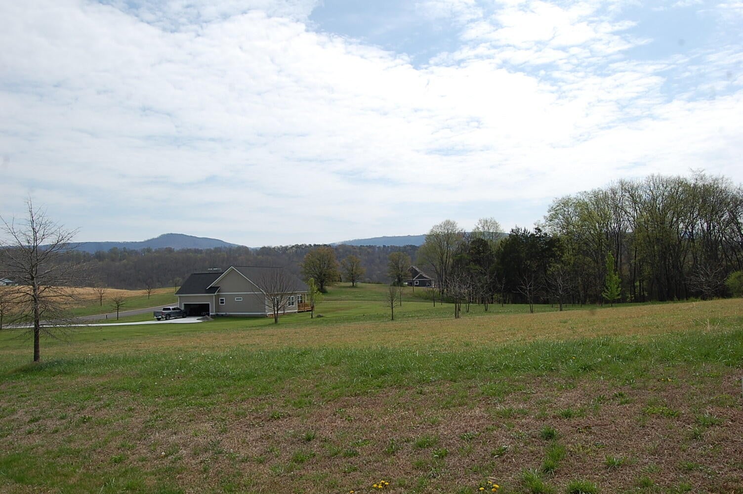 2 Riverbend Lane