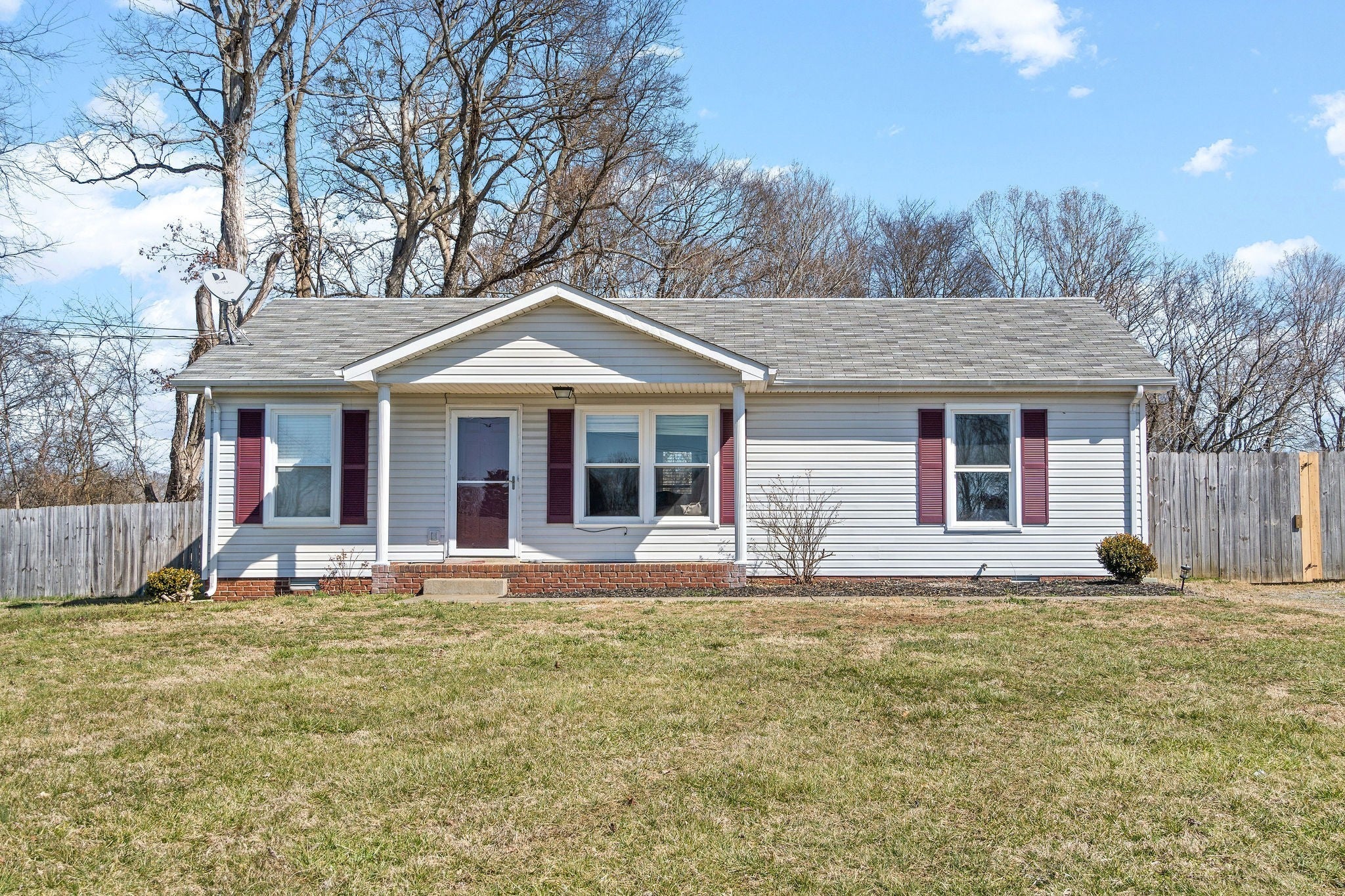 1055 Tolliver Way