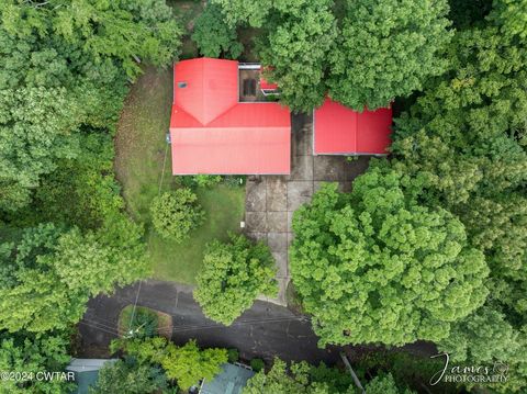 Photo of 95 Brasher Dr, Decaturville, TN 38329 (MLS # 3165200)